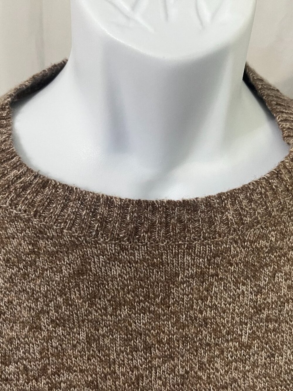 🧶 J. Crew Men’s L Lambswool Blend Crewneck Sweater Tan Flecked EUC ✨
